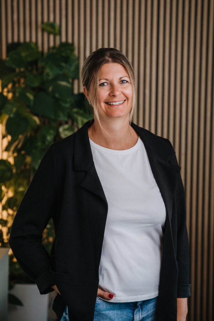 Porträt von Stephanie Theinschnack