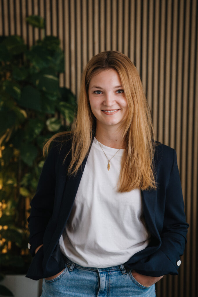 Porträt von Jasmin Schrank